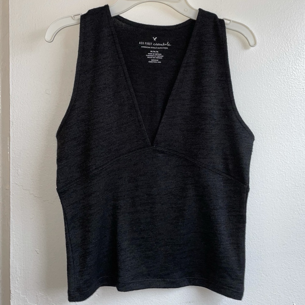 AMERICAN EAGLE V-Neck Tank Top